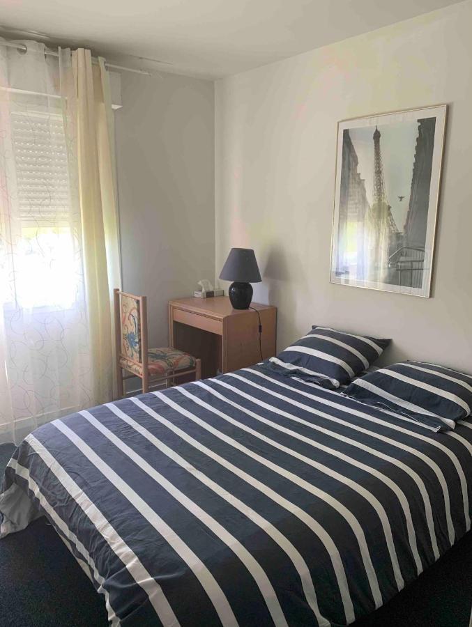 Apartamento Chambre Proche De La Defense Courbevoie Exterior foto